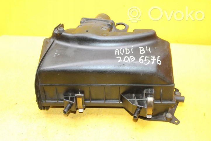 Audi 80 90 S2 B4 Scatola del filtro dell’aria 