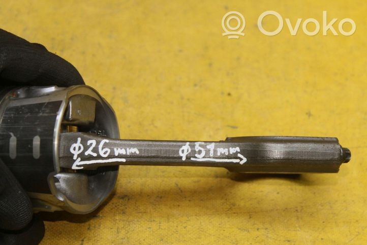 Peugeot 508 Piston with connecting rod 