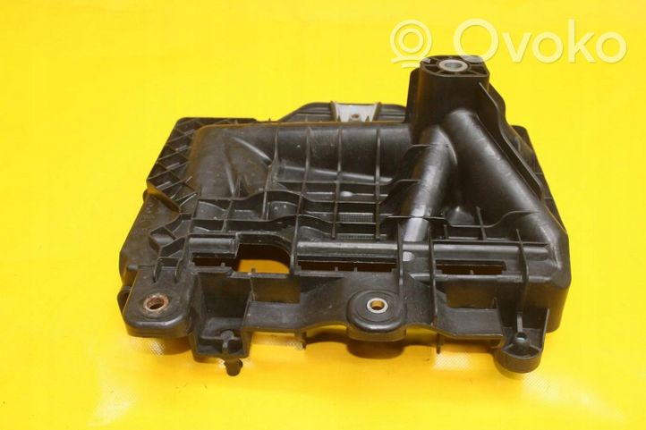 Volkswagen Fox Vassoio scatola della batteria 6Q0915331D