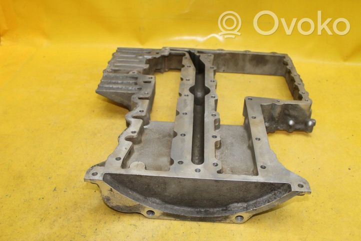 Audi A8 S8 D2 4D Oil sump 07C103805M