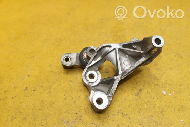 Audi A8 S8 D3 4E Supporto di montaggio scatola del cambio 4E0399114AH