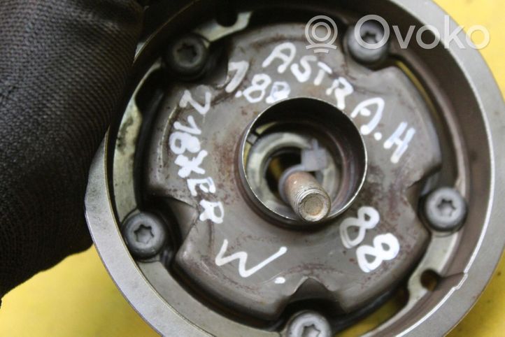 Opel Astra H Timing chain sprocket 