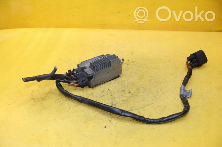 Audi A4 S4 B6 8E 8H Module de commande de ventilateur 