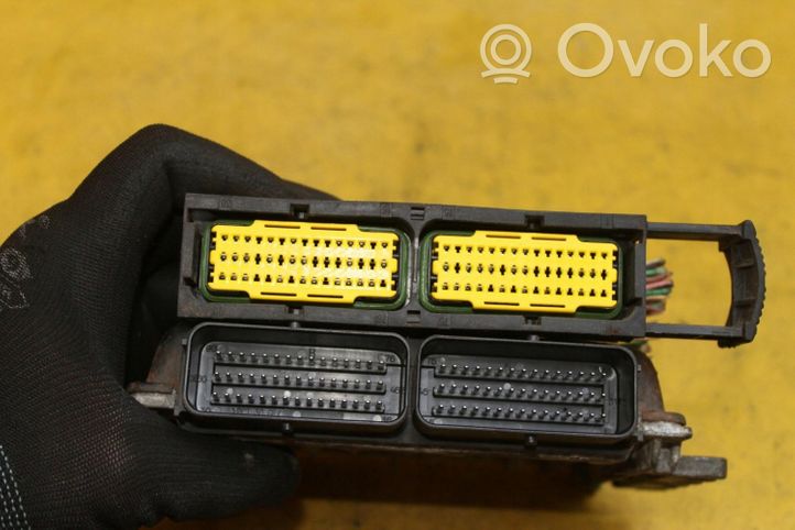 Renault Scenic I Unité de commande, module ECU de moteur 8200055730