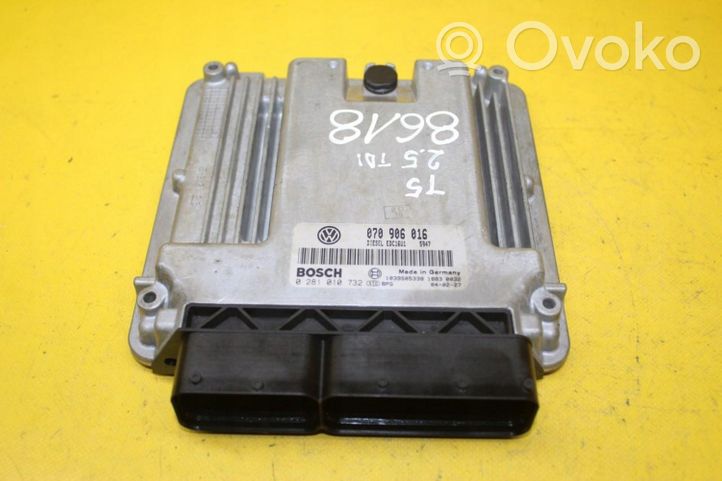 Volkswagen Multivan T5 Engine control unit/module ECU 