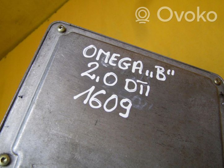 Opel Omega B1 Imobilaizerio valdymo blokas 90543923