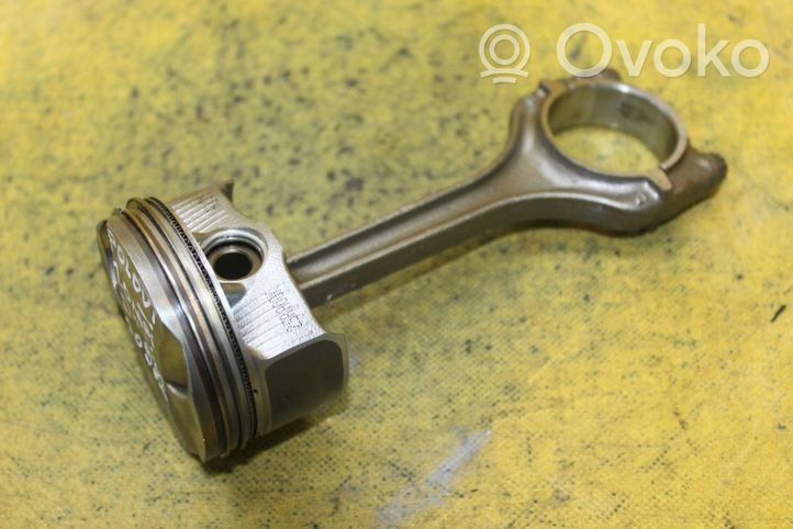 Volkswagen Polo VI AW Piston avec bielle 04EQ