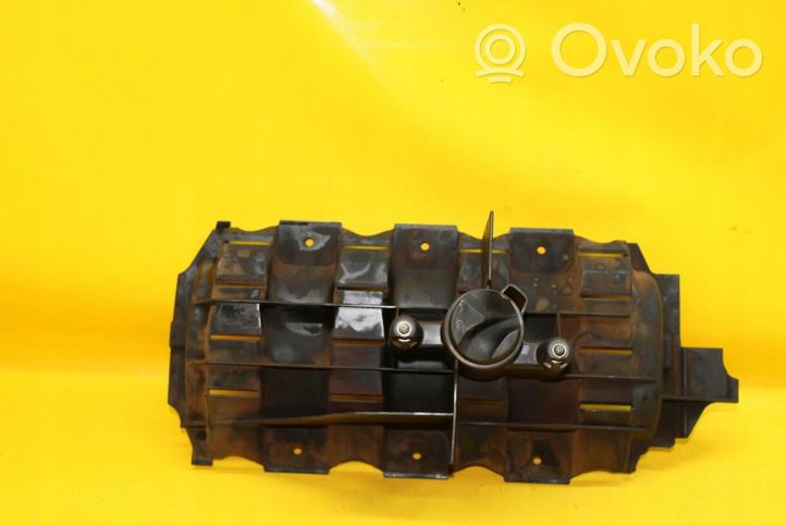 Opel Astra H Wspornik / Mocowanie łożyska podpory wału napędowego 331422654