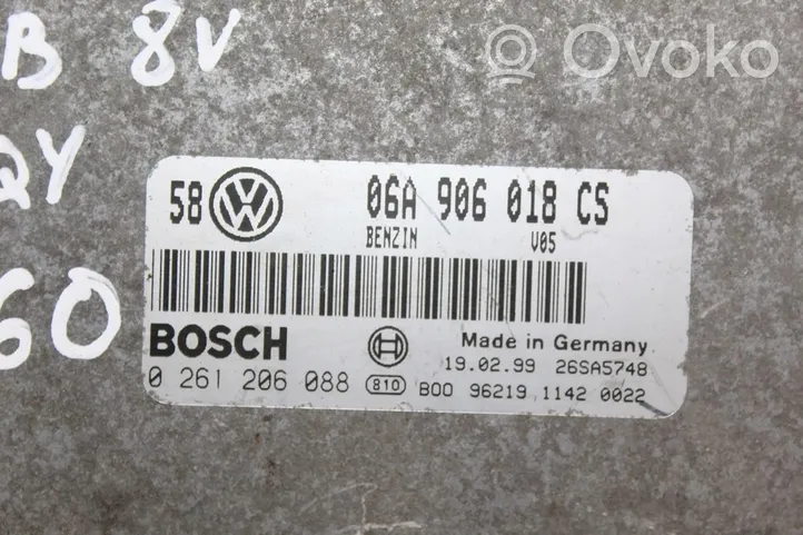 Volkswagen Golf IV Unité de commande, module ECU de moteur 06A906018CS