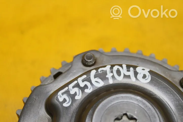 Opel Astra H Timing chain sprocket 55567048