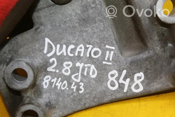Fiat Ducato Variklio tvirtinimo kronšteinas 7700300376