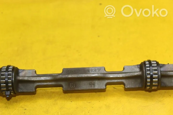 BMW 5 F10 F11 Oil pump balance shaft 8570969