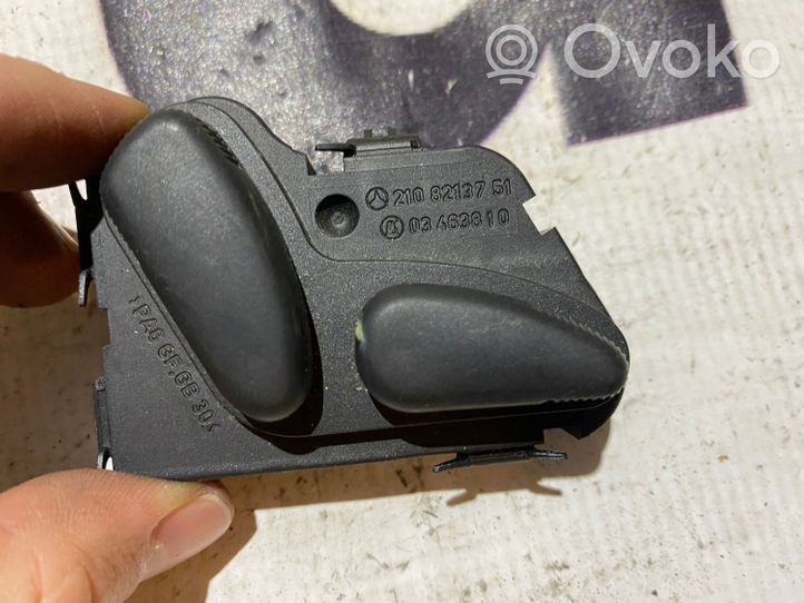 Mercedes-Benz E W210 Interruttore di controllo del sedile A2108213751