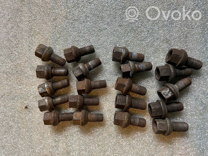 Mercedes-Benz E W210 Nuts/bolts 