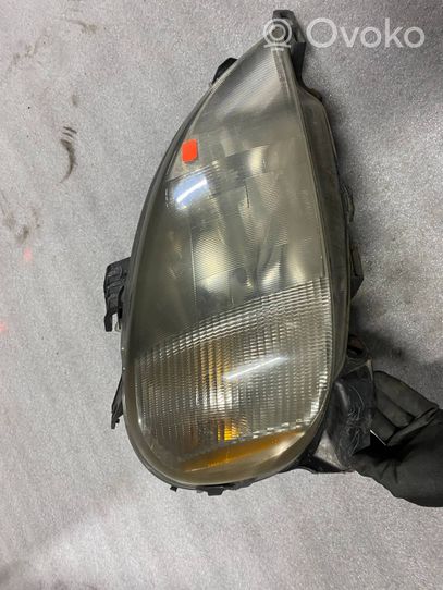 Mercedes-Benz ML W163 Lampa przednia 1638200049