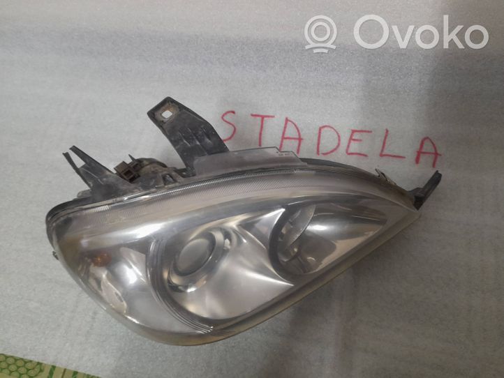 Mercedes-Benz ML W163 Lampa przednia a1638200749