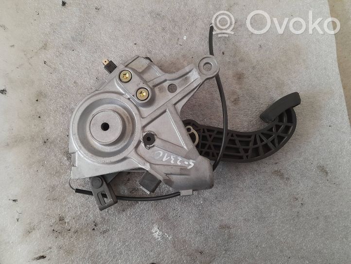 Mercedes-Benz C W203 Leva del freno a mano/freno di stazionamento A203420005