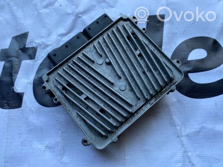 Mercedes-Benz CLS C219 Engine control unit/module A2721531679