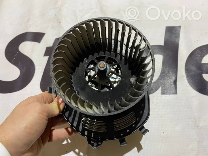 Mercedes-Benz ML W164 Heater fan/blower 929429