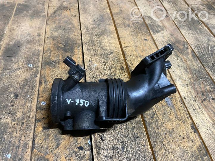 Mercedes-Benz C W204 Tuyau de raccordement solide EGR a6460900754