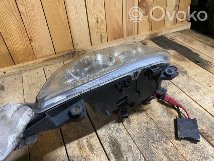 Mercedes-Benz ML W163 Lampa przednia 22315500