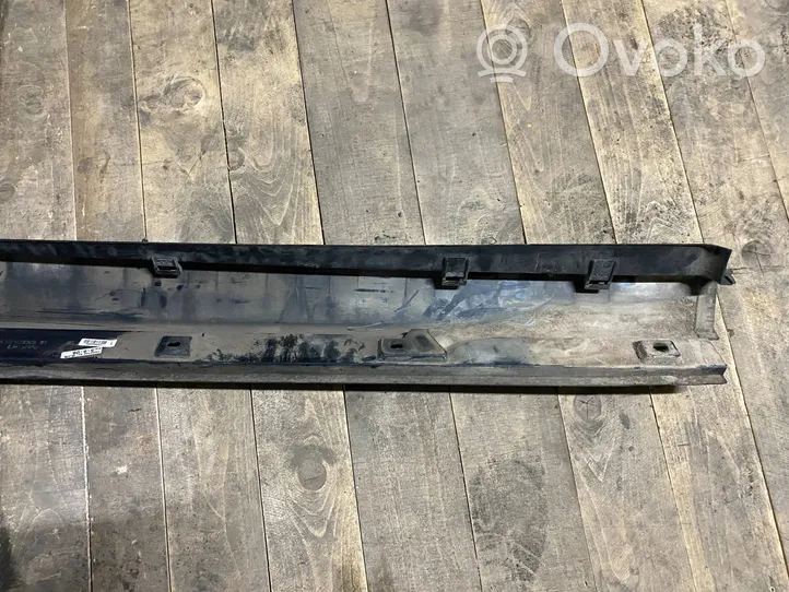 Mercedes-Benz ML W164 Sill e1646900140