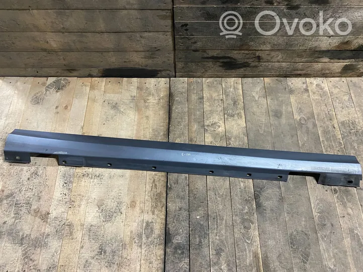 Mercedes-Benz C W204 Sill a2046900440