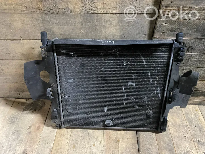 Mercedes-Benz ML W163 Radiateur de refroidissement A1635001004