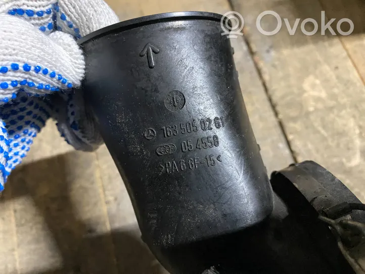 Mercedes-Benz ML W163 Część rury dolotu powietrza a1635050261