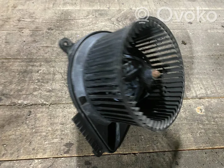 Mercedes-Benz Vito Viano W638 Ventola riscaldamento/ventilatore abitacolo n030699p