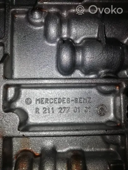 Mercedes-Benz E W212 Altra parte della scatola del cambio R2112770101