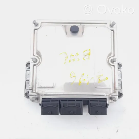 Citroen C5 Sterownik / Moduł ECU 0281010808