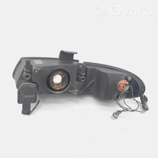 Chrysler Voyager Lampa przednia 04576312AB