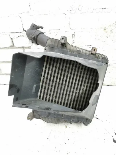 Volkswagen Touareg I Chłodnica powietrza doładowującego / Intercooler 7L6117335