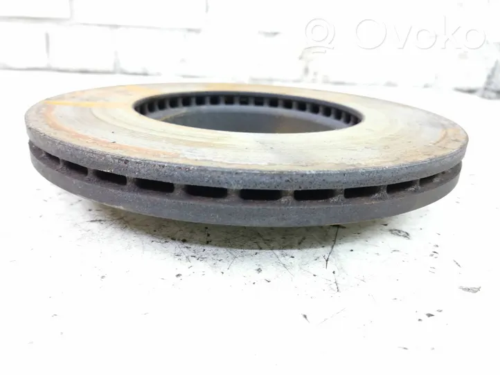 Volkswagen Touran II Front brake disc 