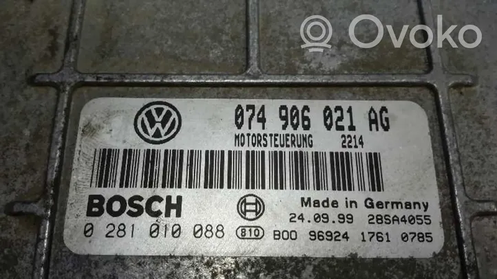 Volkswagen II LT Sterownik / Moduł ECU 0281010088