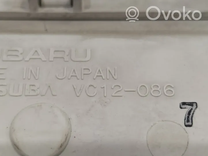 Subaru Forester SH Panel oświetlenia wnętrza kabiny VC12086