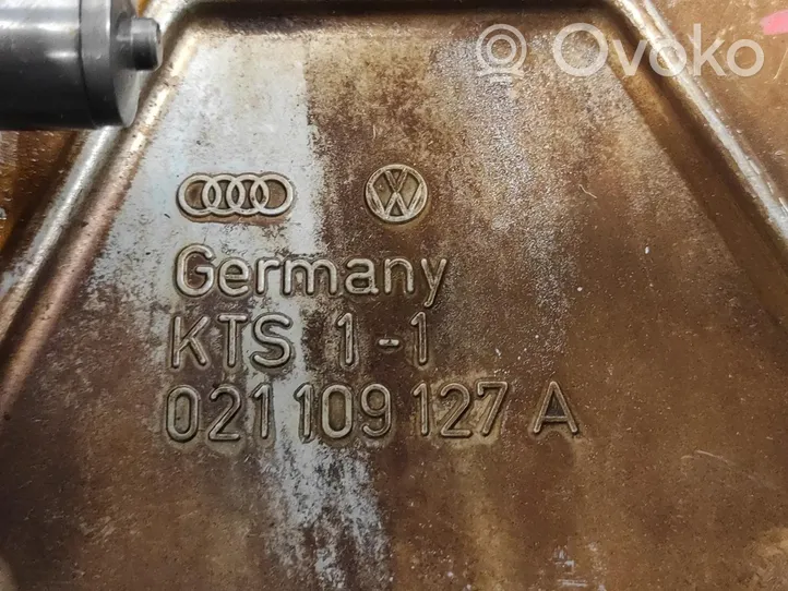 Volkswagen Golf III Cache courroie de distribution 021109127A