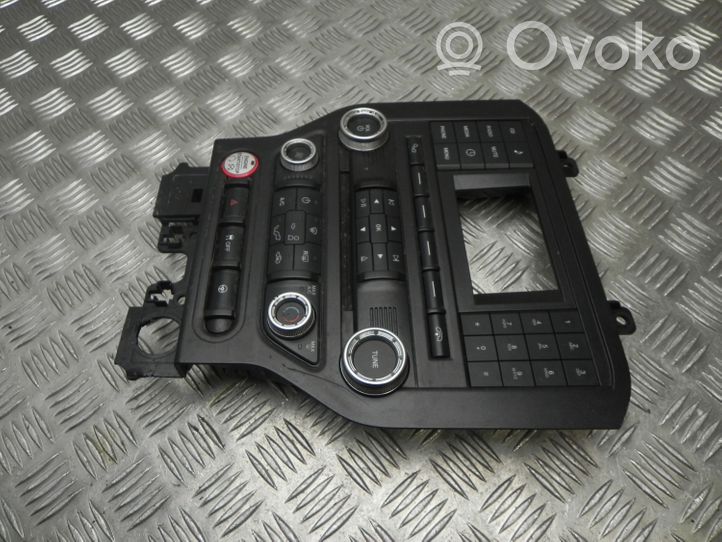 Ford Mustang VI Climate control unit FR3T18E243BF