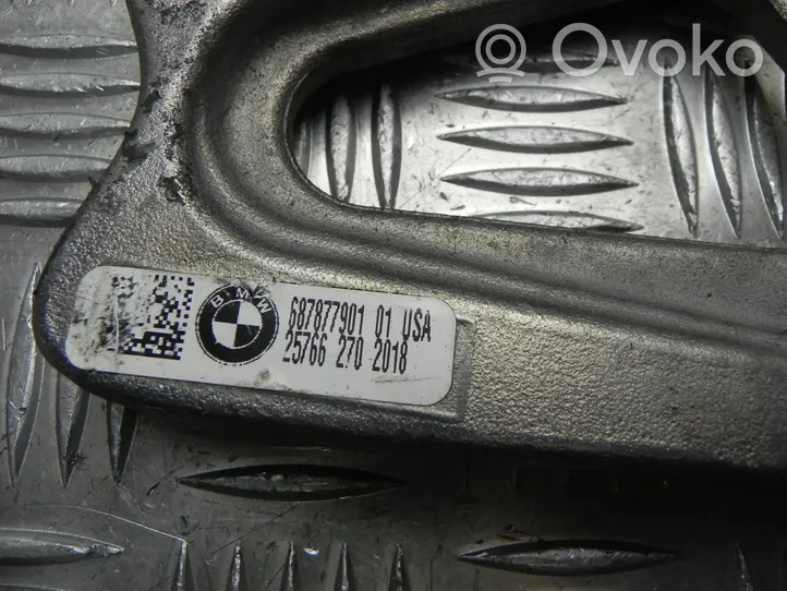 BMW X3 G01 Supporto della valvola di raffreddamento EGR 6878779
