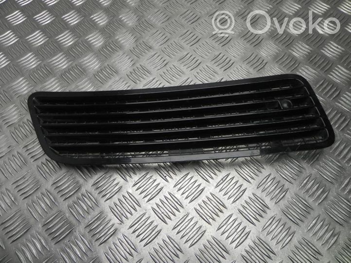 Mercedes-Benz S W221 Évent de pression de quart de panneau A2218800205