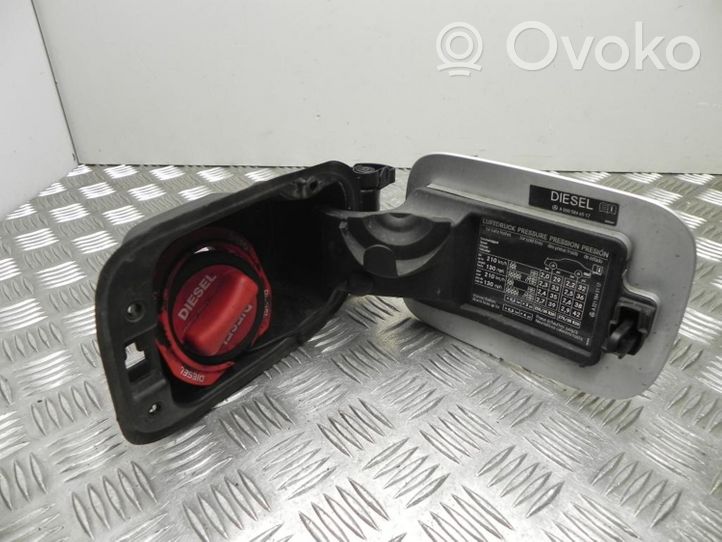 Mercedes-Benz S W221 Tappo del serbatoio del carburante A0005846517