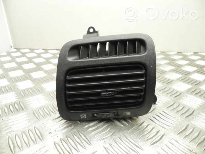 Toyota Land Cruiser (J100) Griglia di ventilazione posteriore 5568060010