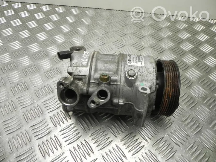 Volkswagen Jetta IV Compressore aria condizionata (A/C) (pompa) 1K0820808B