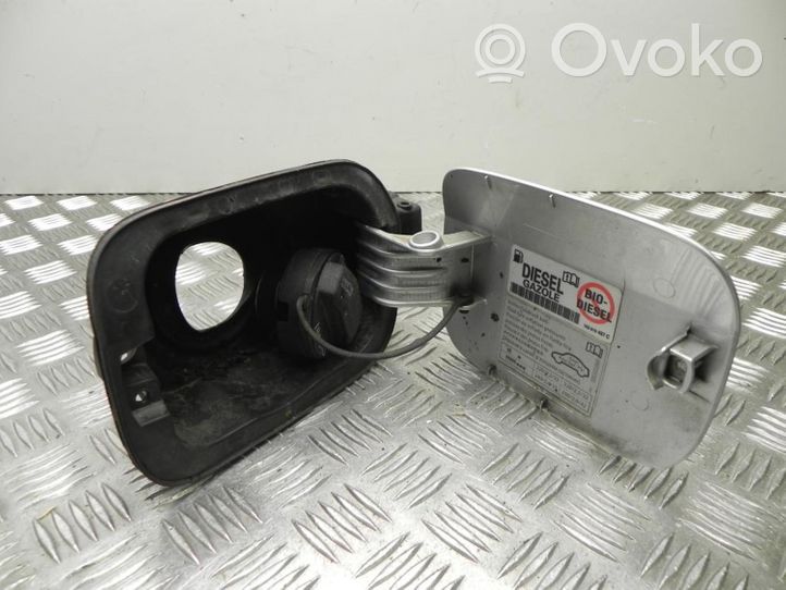 Volkswagen Jetta IV Sportello del serbatoio del carburante 5C6809999