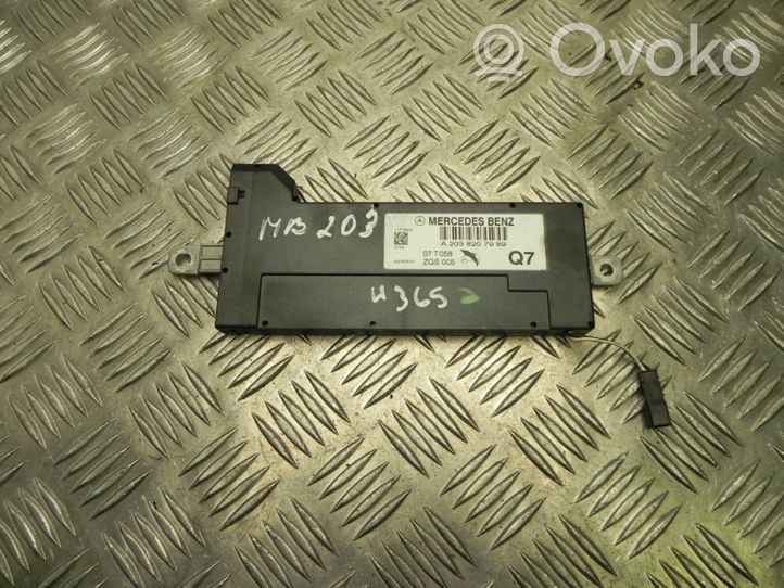 Mercedes-Benz C AMG W203 Aerial antenna amplifier A2038207989