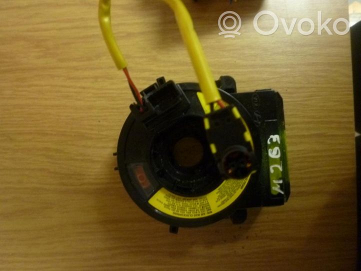 KIA Ceed Innesco anello di contatto dell’airbag (anello SRS) T21I2N0872