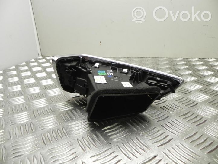 Ford Focus Takaosan ilmakanavan tuuletussuuttimen ritilä BM51A018B08CH