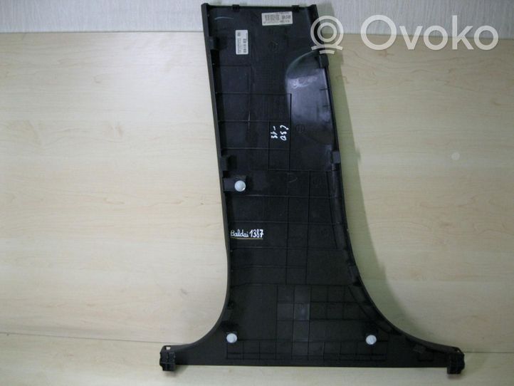 Hyundai i30 (B) pillar trim (bottom) 85845A6000