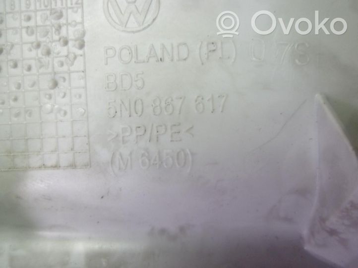 Volkswagen Tiguan D-pilarin verhoilu (yläosa) 5N0867617